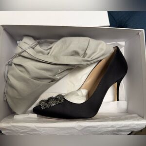Manolo Blahnik 38 ANGISI Black Satin Jewel Buckle Pumps